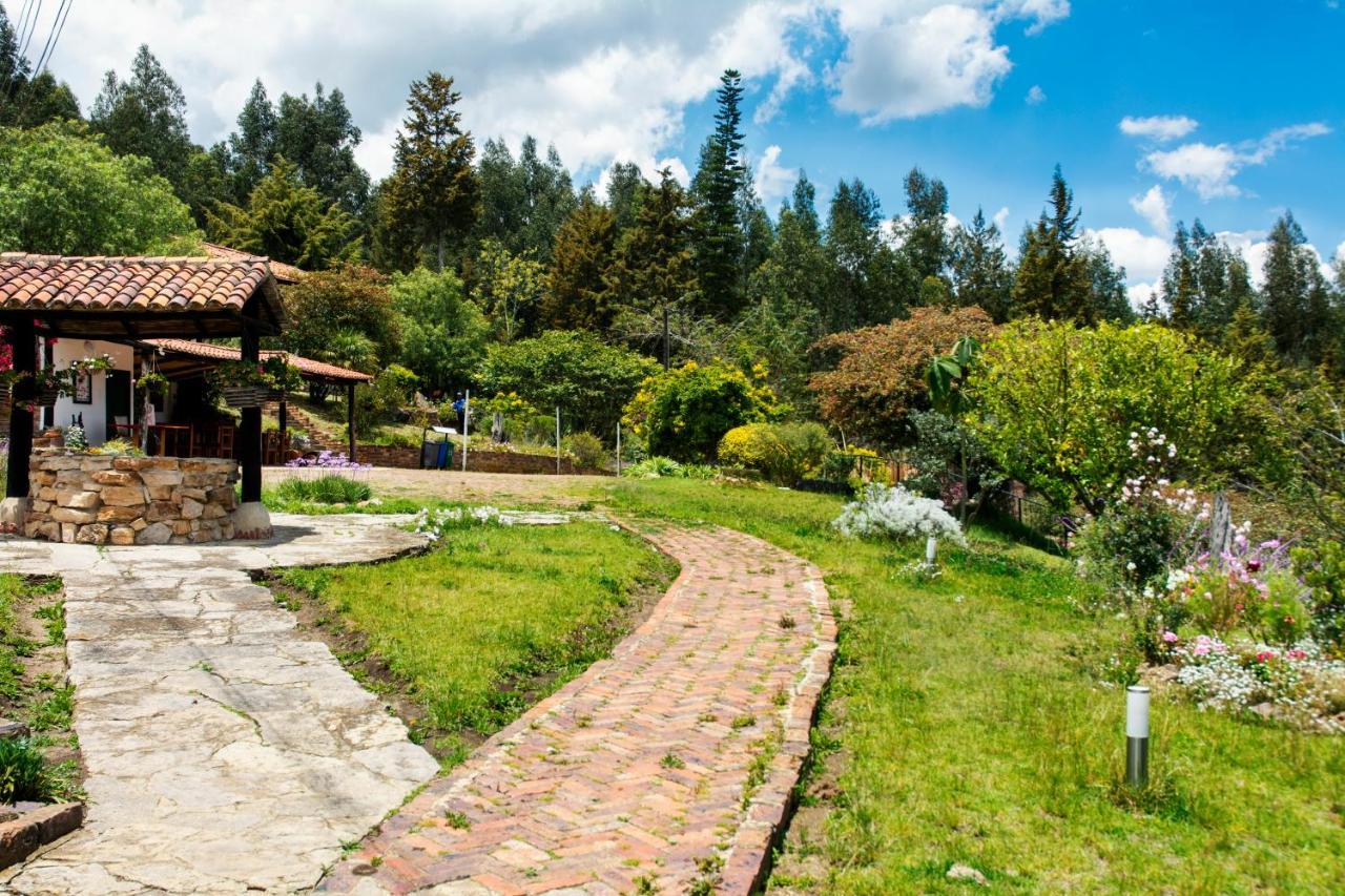 Villa Patty Tibasosa Esterno foto